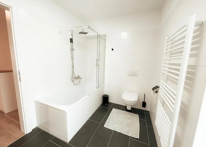 Modern Maisonette With Big Garden In *